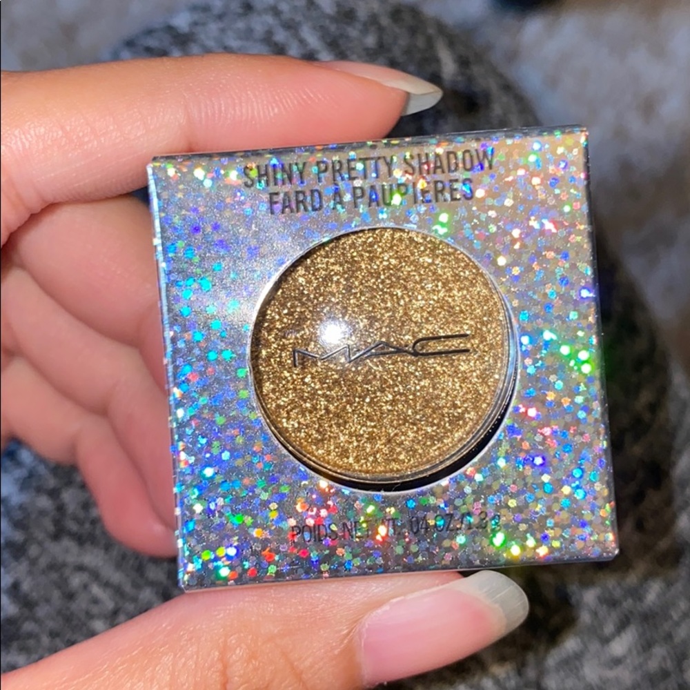 Mac single eyeshadow